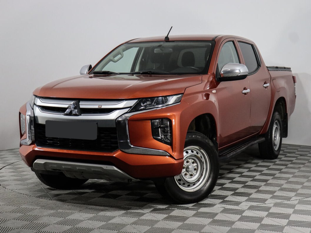 Mitsubishi L200 Invite 2.4 МКПП фото 3