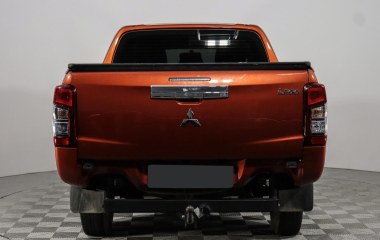 Mitsubishi L200 Invite 2.4 МКПП превью 6
