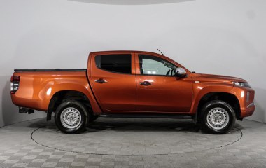 Mitsubishi L200 Invite 2.4 МКПП превью 8