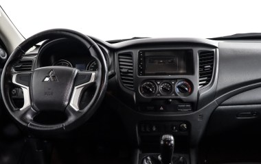 Mitsubishi L200 Invite 2.4 МКПП превью 10