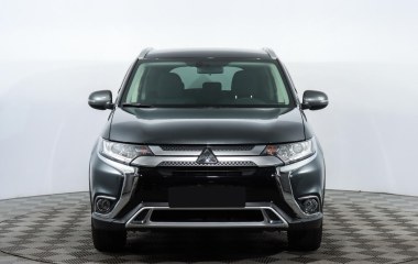 Mitsubishi Outlander Ultimate 2.4 CVT превью 2