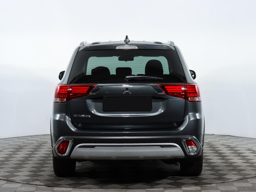 Mitsubishi Outlander Ultimate 2.4 CVT фото 5
