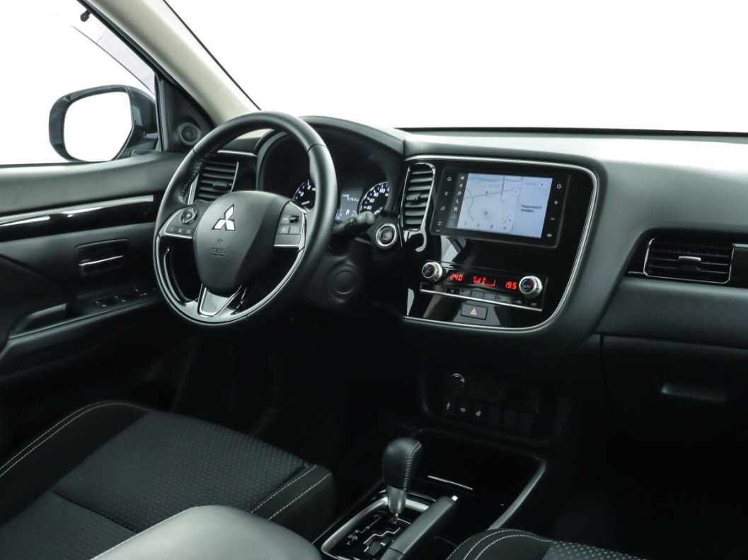 Mitsubishi Outlander Ultimate 2.4 CVT фото 21