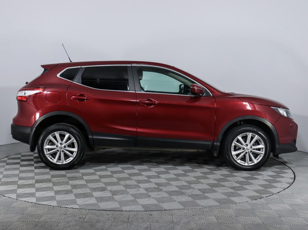 Nissan Qashqai XE 1.2 МКПП фото 8