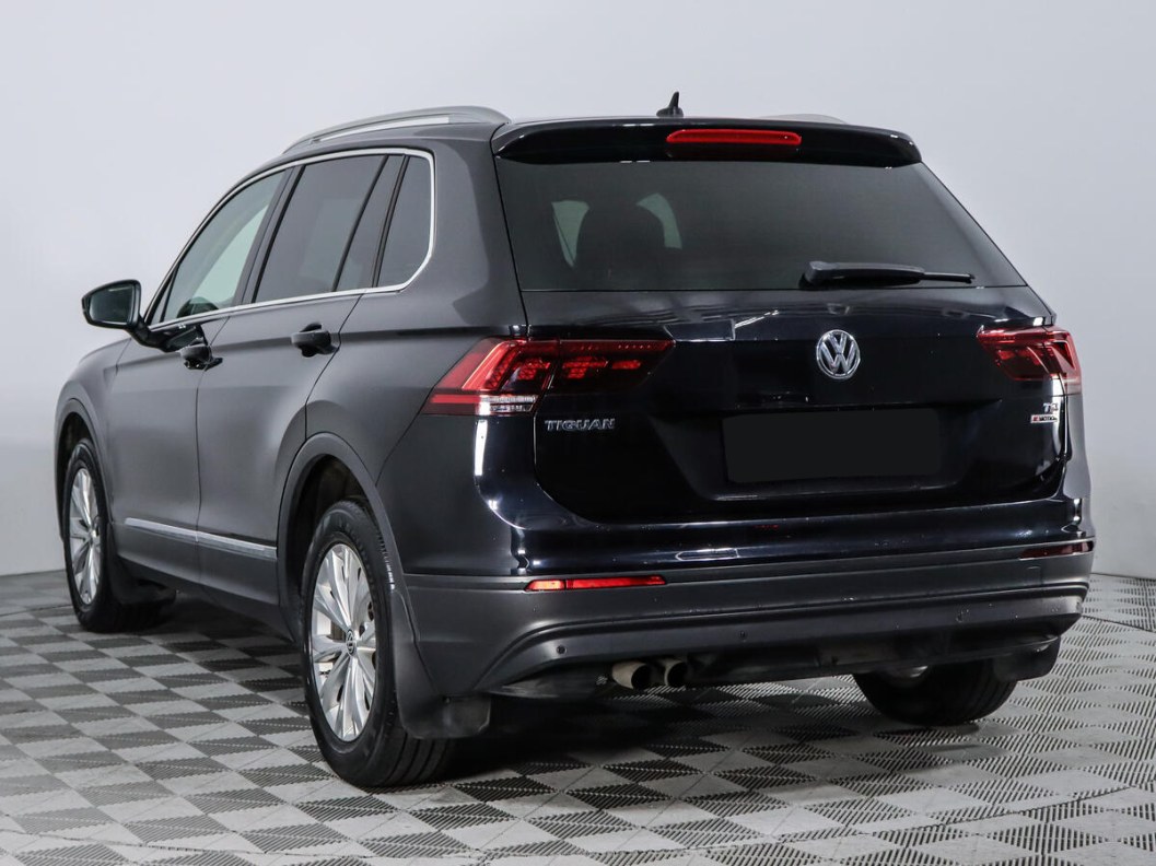 Volkswagen Tiguan Comfortline 2.0 DSG фото 5