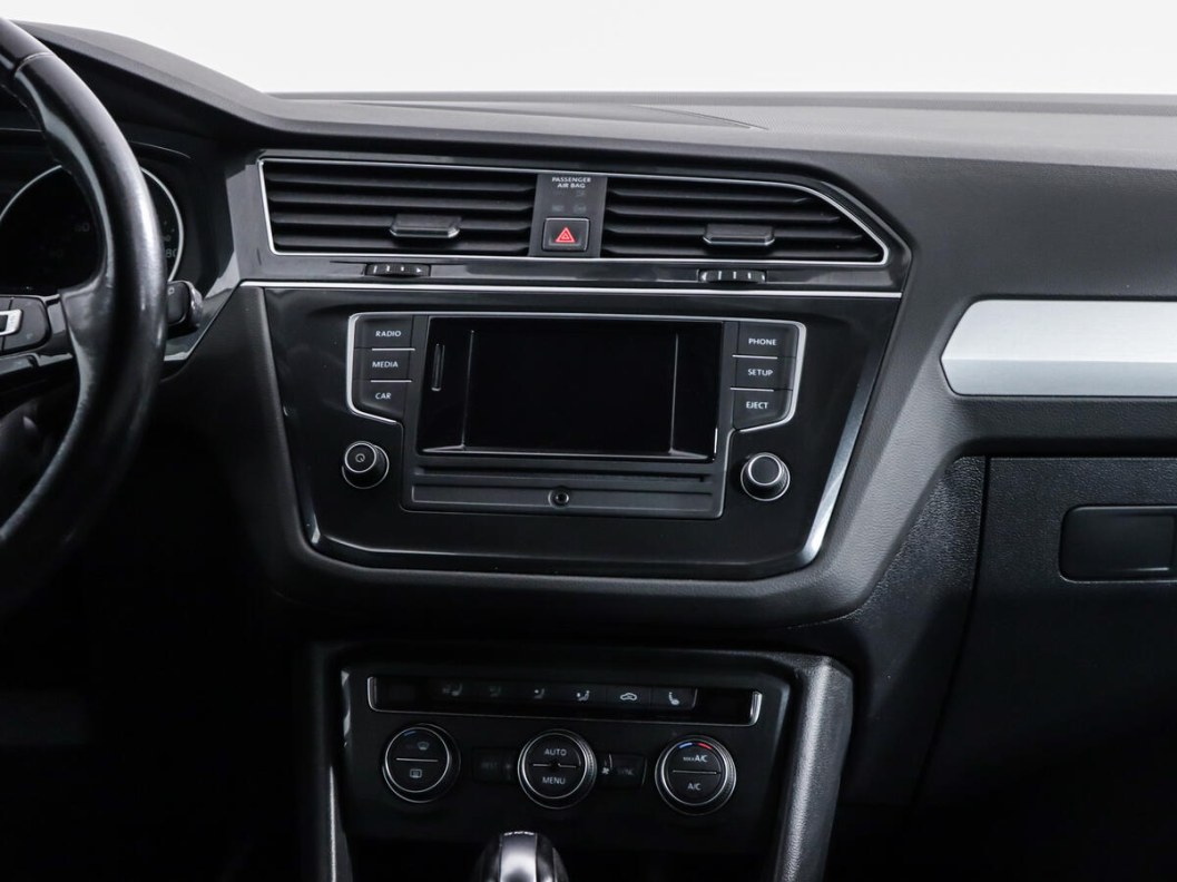 Volkswagen Tiguan Comfortline 2.0 DSG фото 12