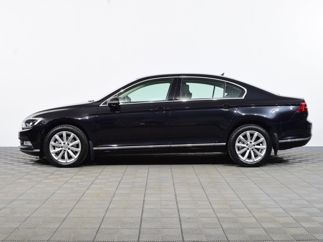 Volkswagen Passat Business 1.8 DSG фото 4