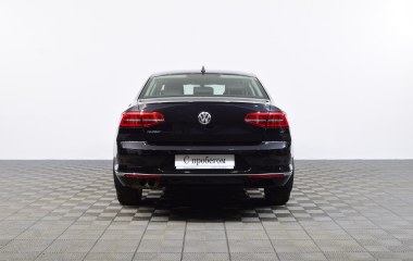 Volkswagen Passat Business 1.8 DSG превью 6