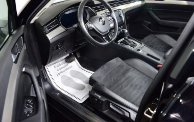 Volkswagen Passat Business 1.8 DSG превью 9