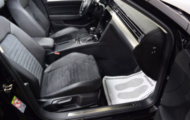 Volkswagen Passat Business 1.8 DSG превью 11