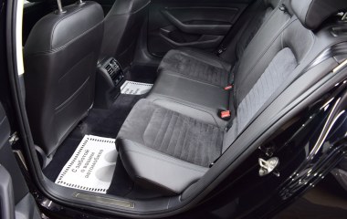 Volkswagen Passat Business 1.8 DSG превью 13