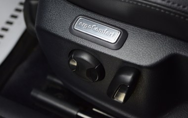 Volkswagen Passat Business 1.8 DSG превью 14