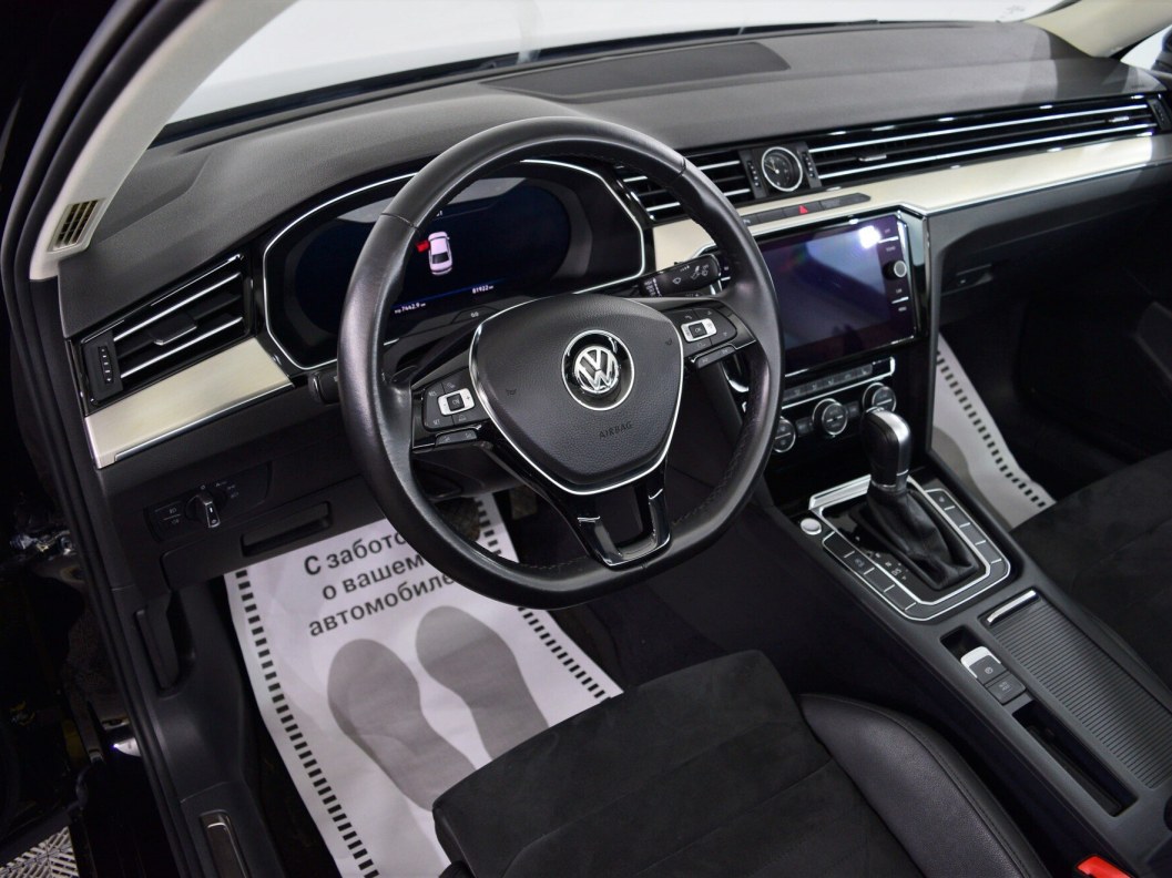 Volkswagen Passat Business 1.8 DSG фото 15