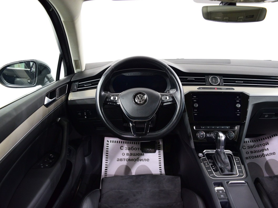 Volkswagen Passat Business 1.8 DSG фото 16