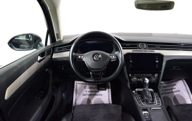 Volkswagen Passat Business 1.8 DSG превью 16