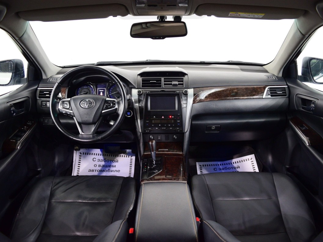 Toyota Camry Престиж 2.5 АКПП фото 10