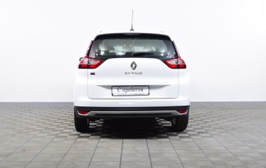 Renault Scenic 1.5 АМТ превью 6