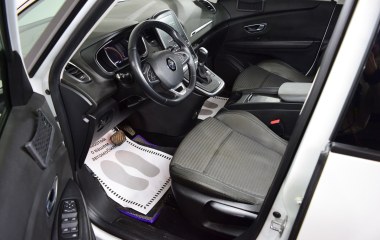 Renault Scenic 1.5 АМТ превью 9