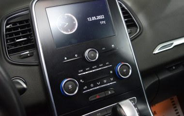 Renault Scenic 1.5 АМТ превью 18