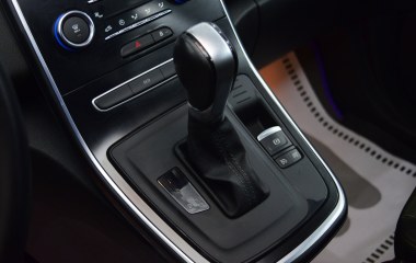 Renault Scenic 1.5 АМТ превью 19