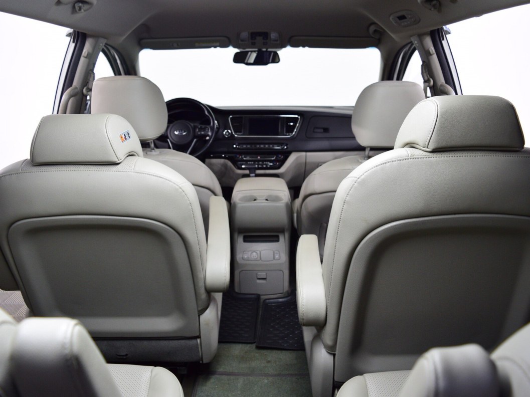 Kia Carnival 2.2 АКПП фото 15