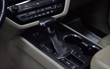 Kia Carnival 2.2 АКПП превью 21