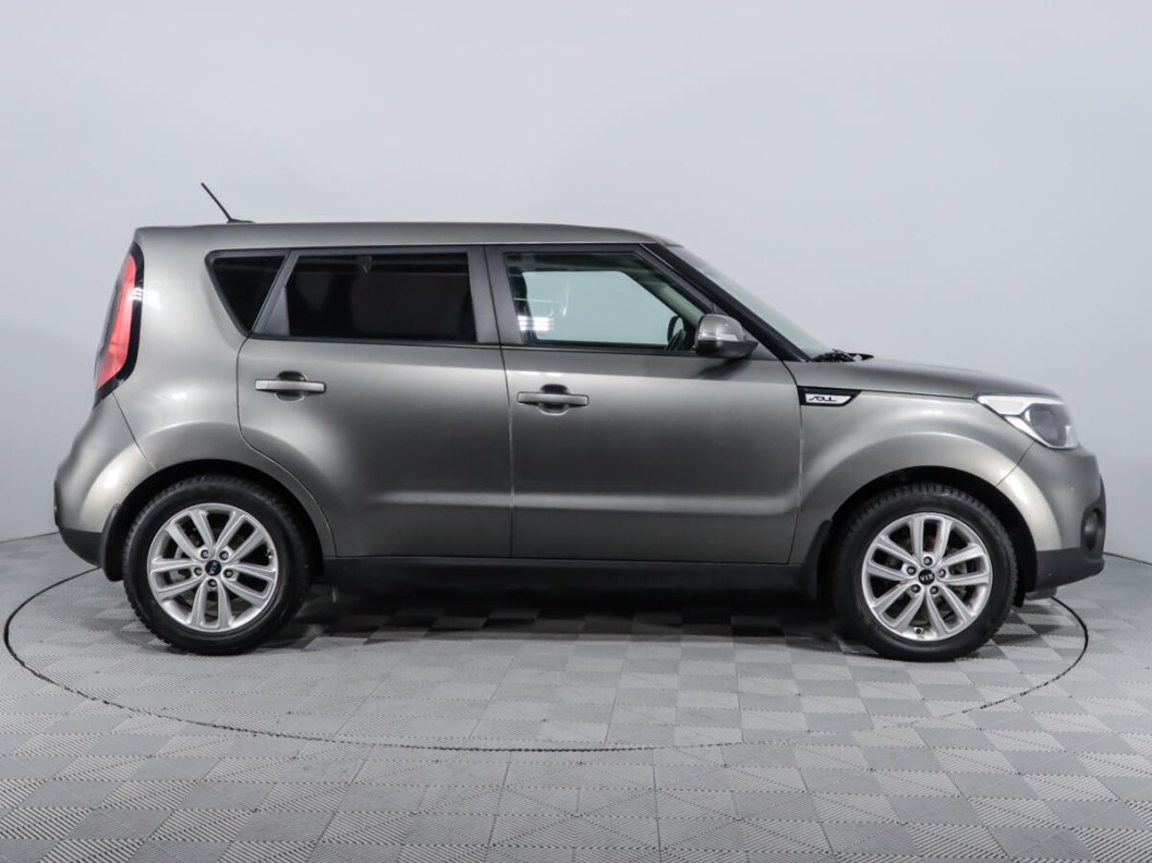 Kia Soul Luxe 2.0 АКПП фото 8