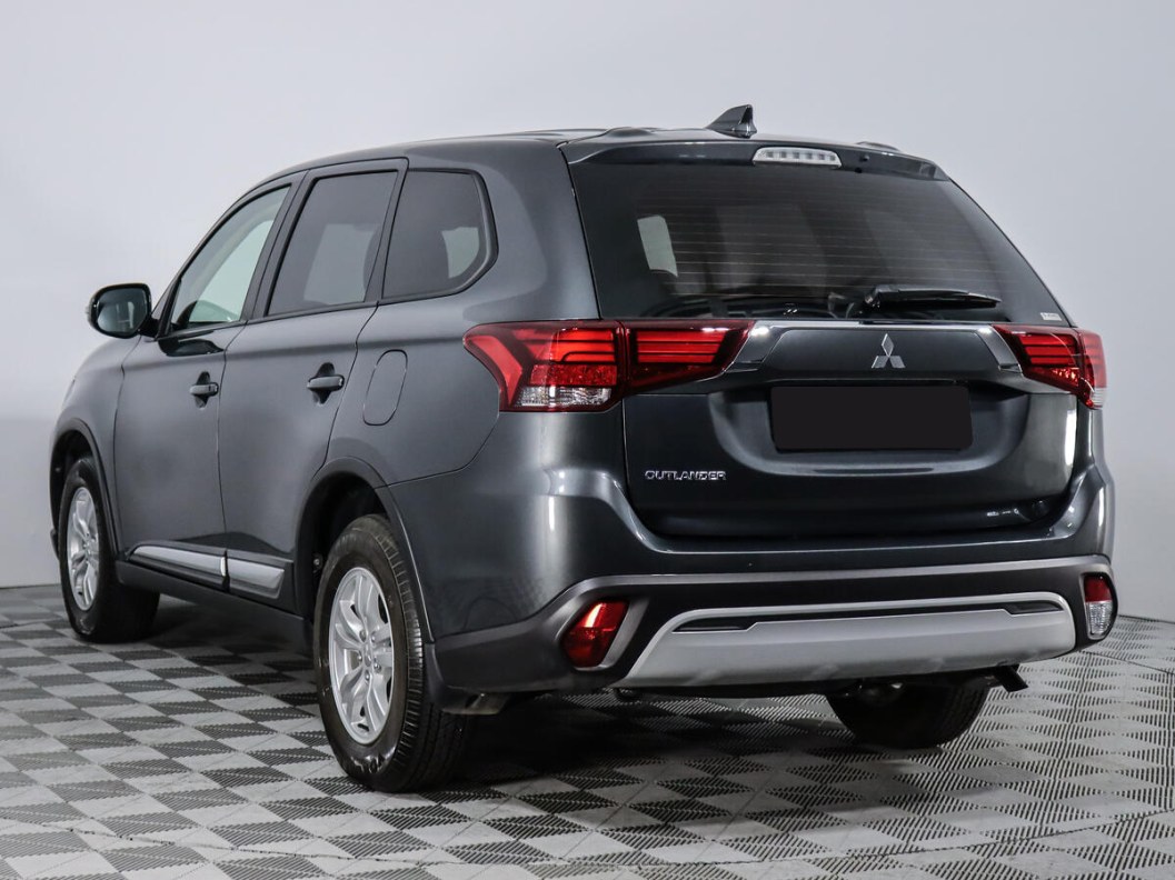 Mitsubishi Outlander Invite 2.0 CVT фото 5