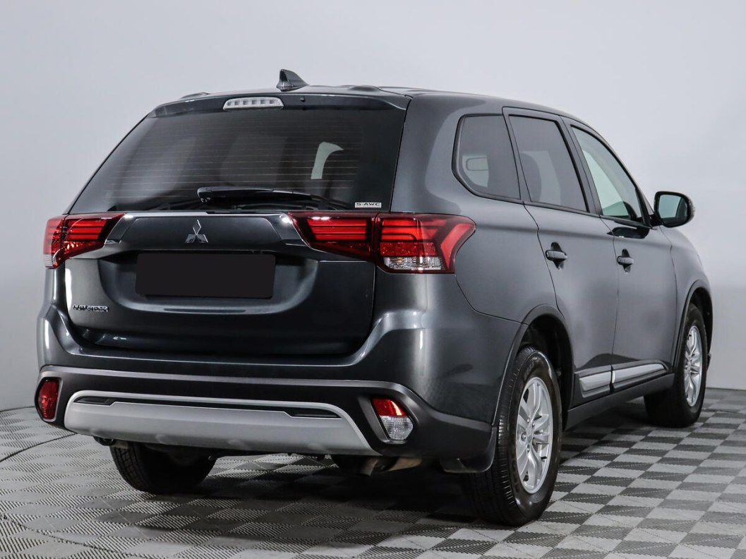 Mitsubishi Outlander Invite 2.0 CVT фото 7