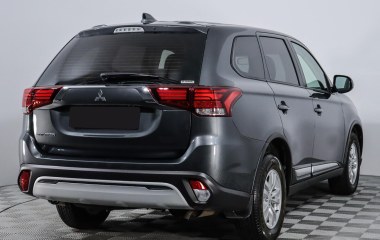 Mitsubishi Outlander Invite 2.0 CVT превью 7