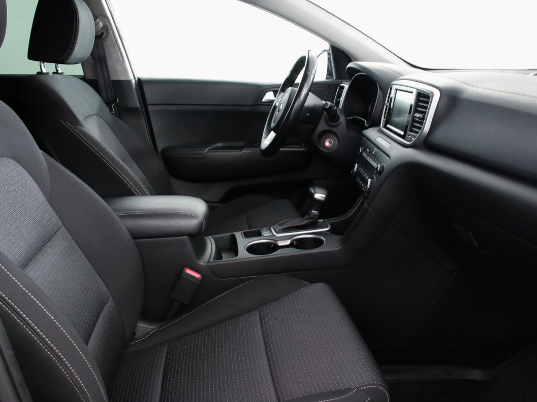 Kia Sportage 2.0 АКПП фото 9