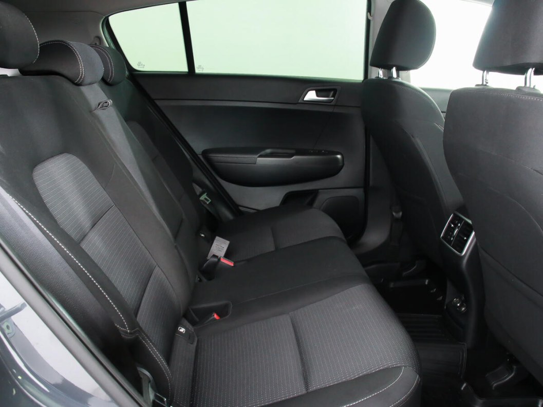 Kia Sportage 2.0 АКПП фото 10
