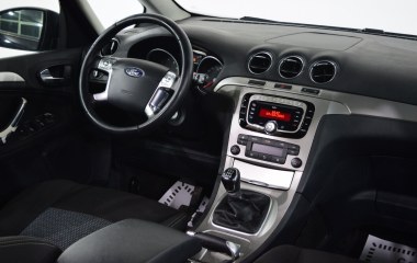 Ford Galaxy 2.0 МКПП превью 18