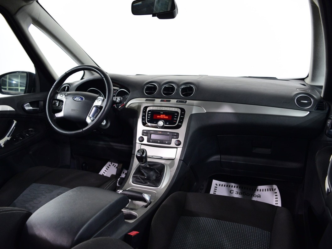 Ford Galaxy 2.0 МКПП фото 19