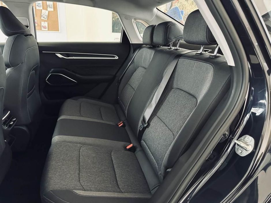 Geely Emgrand Luxury 1.5 АКПП фото 5