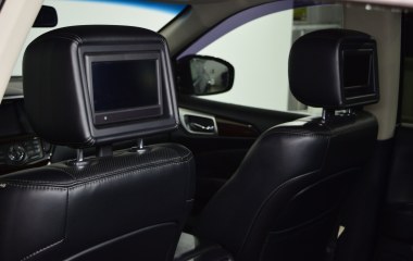 Nissan Pathfinder High 3.5 CVT превью 20