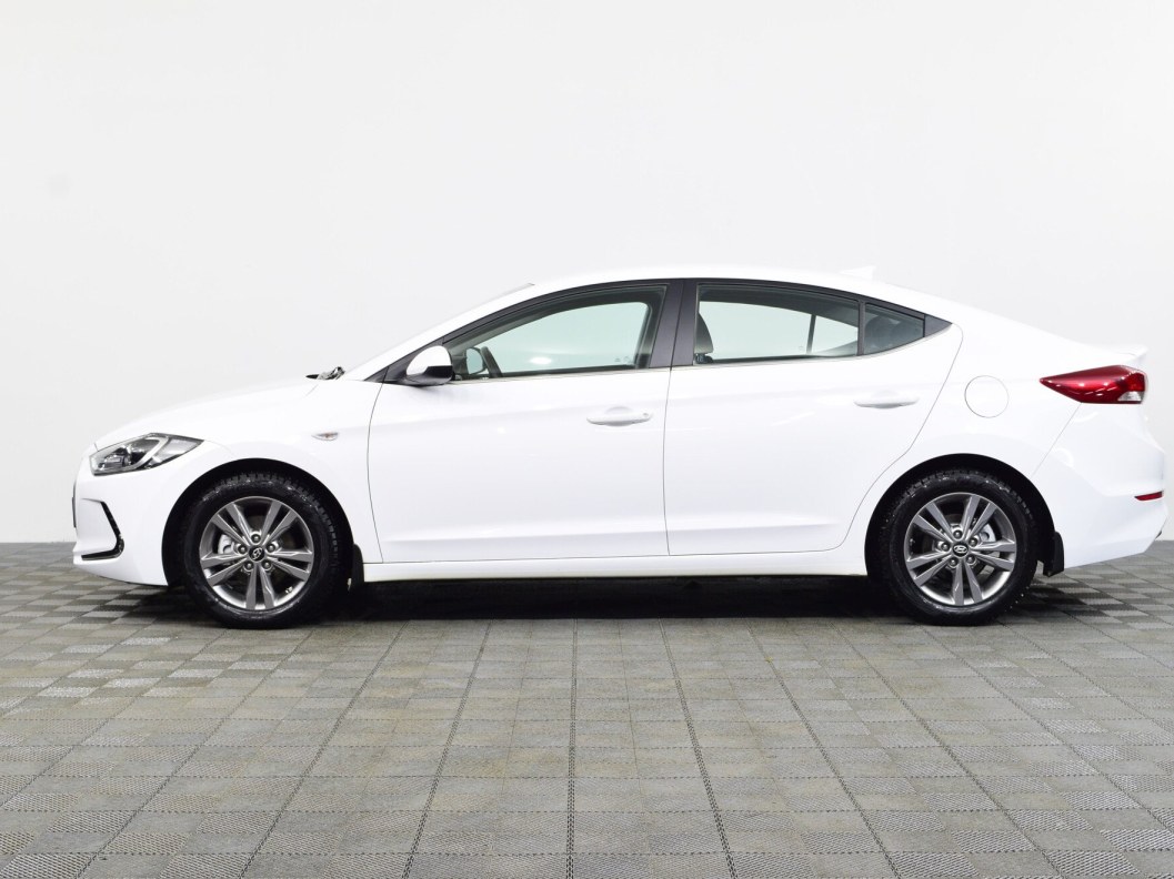 Hyundai Elantra Active 1.6 АКПП фото 4