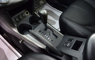 Toyota RAV4 2.0 АКПП превью 16