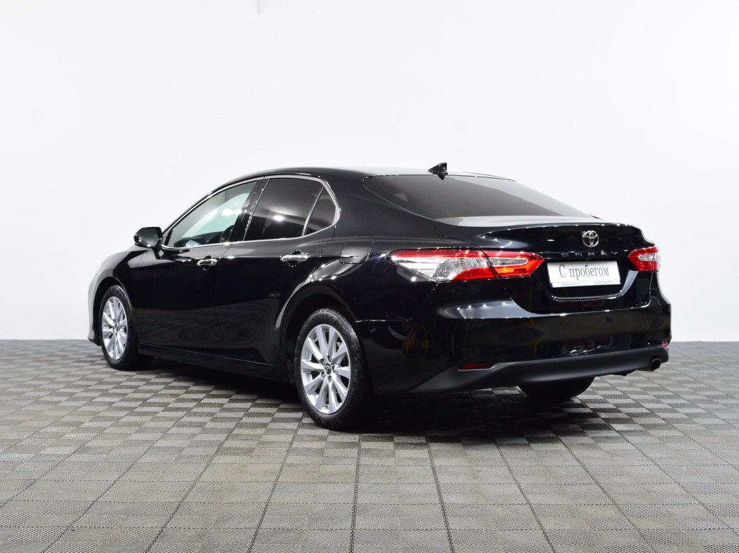 Toyota Camry Элеганс Safety 2.5 АКПП фото 5