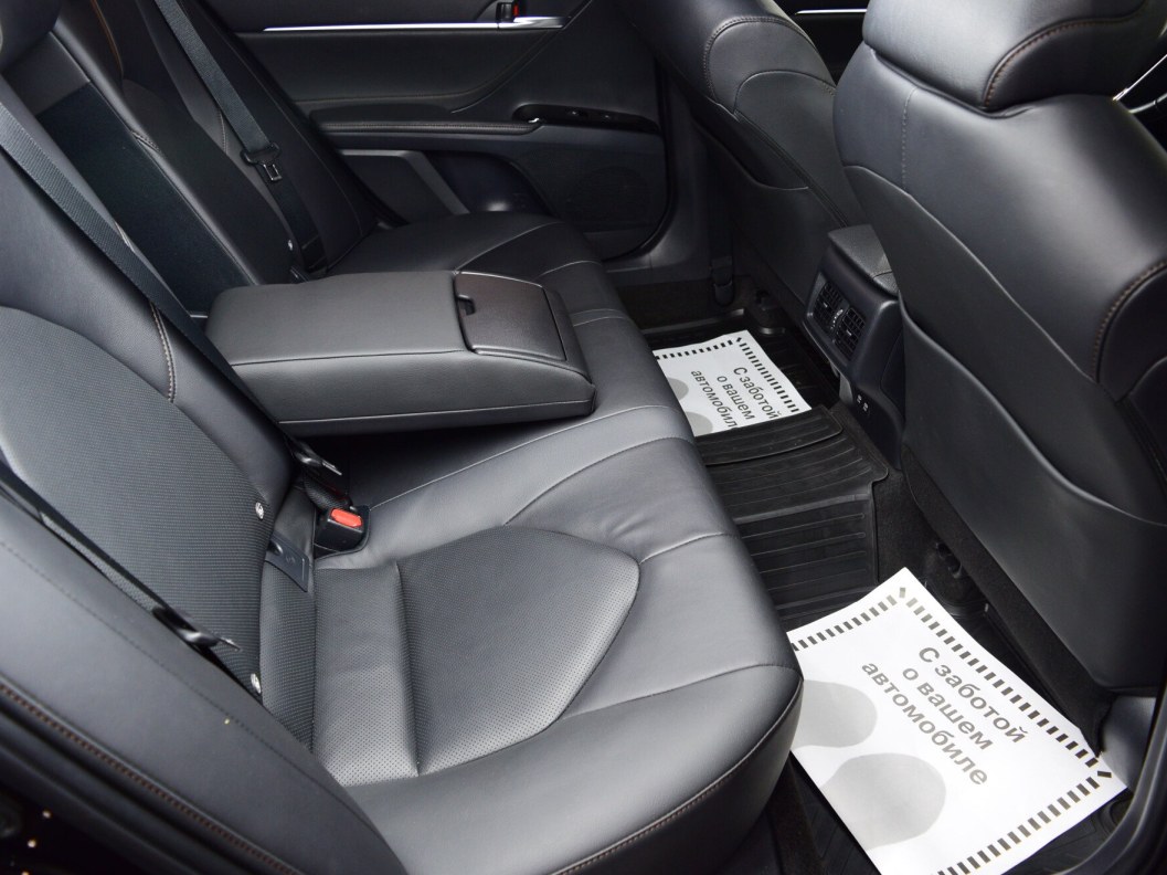 Toyota Camry Элеганс Safety 2.5 АКПП фото 12