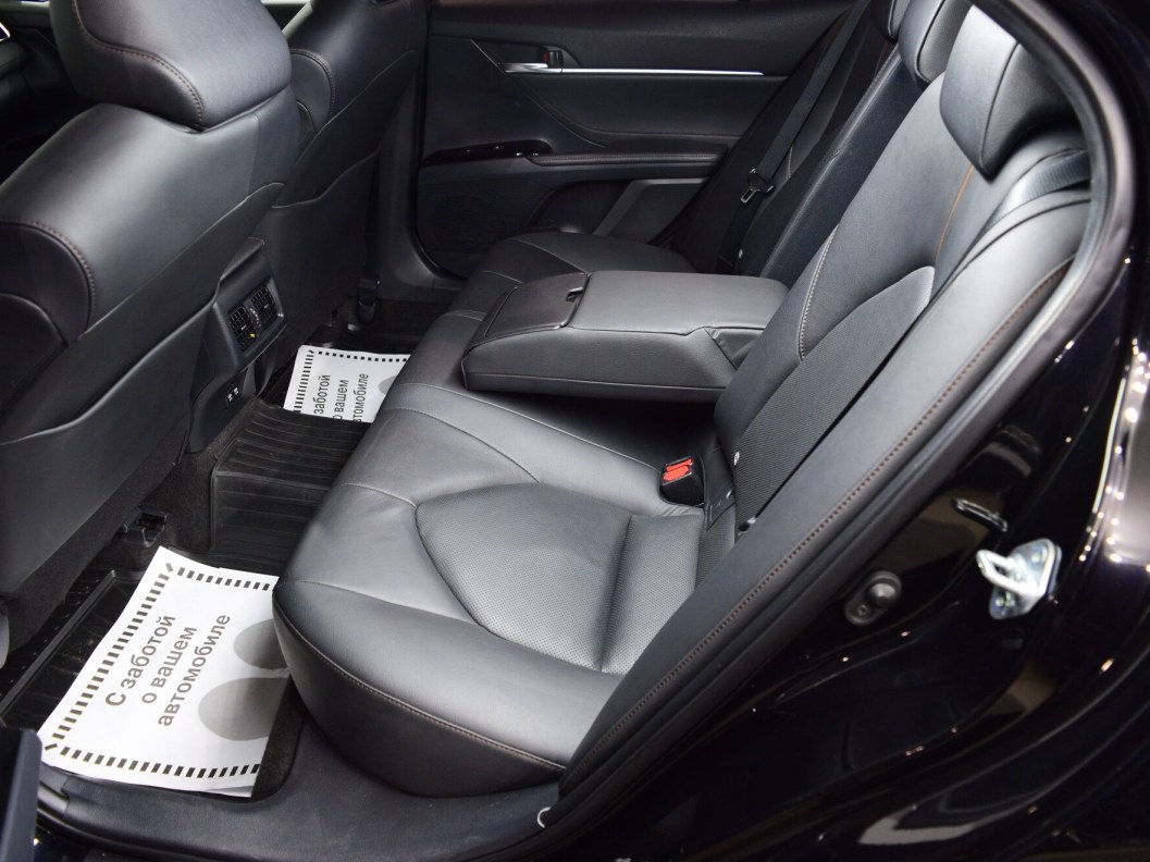 Toyota Camry Элеганс Safety 2.5 АКПП фото 13