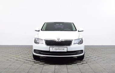 Skoda Superb Elegance 1.8 DSG превью 2