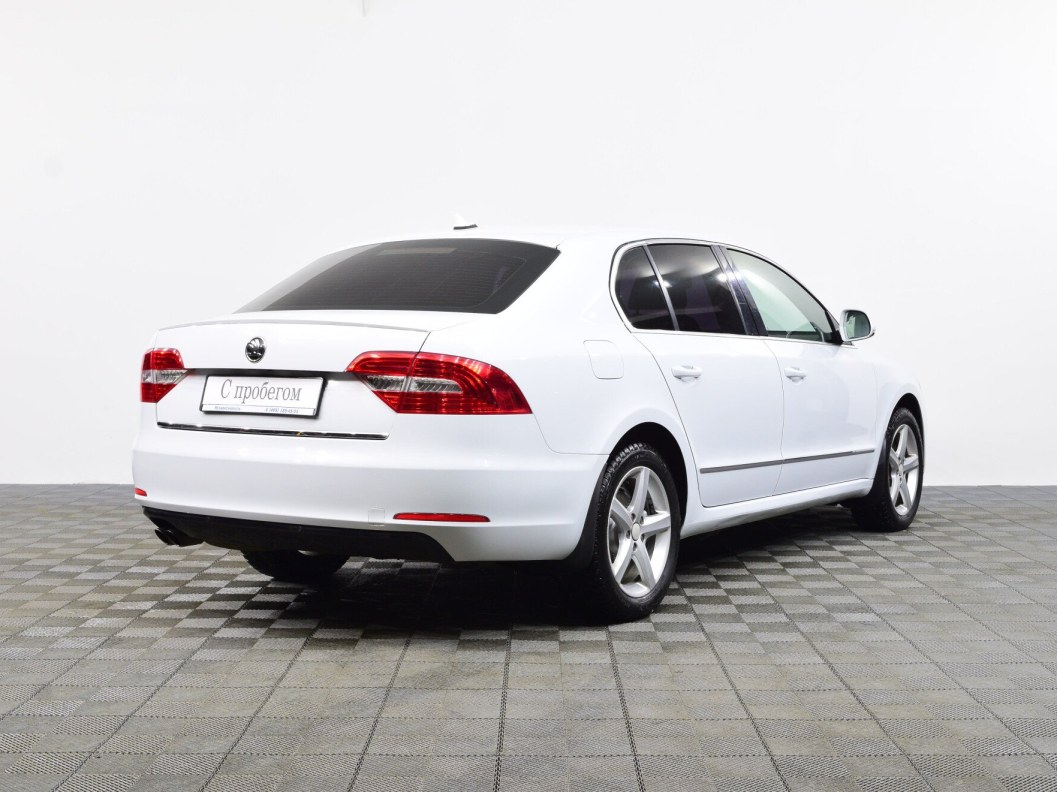 Skoda Superb Elegance 1.8 DSG фото 7