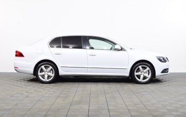 Skoda Superb Elegance 1.8 DSG превью 8