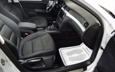 Skoda Superb Elegance 1.8 DSG превью 11