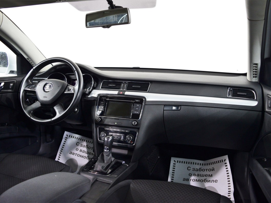 Skoda Superb Elegance 1.8 DSG фото 17