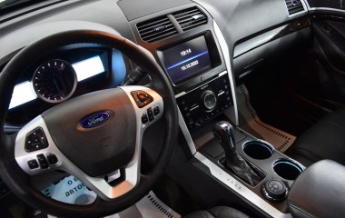 Ford Explorer 3.5  превью 17