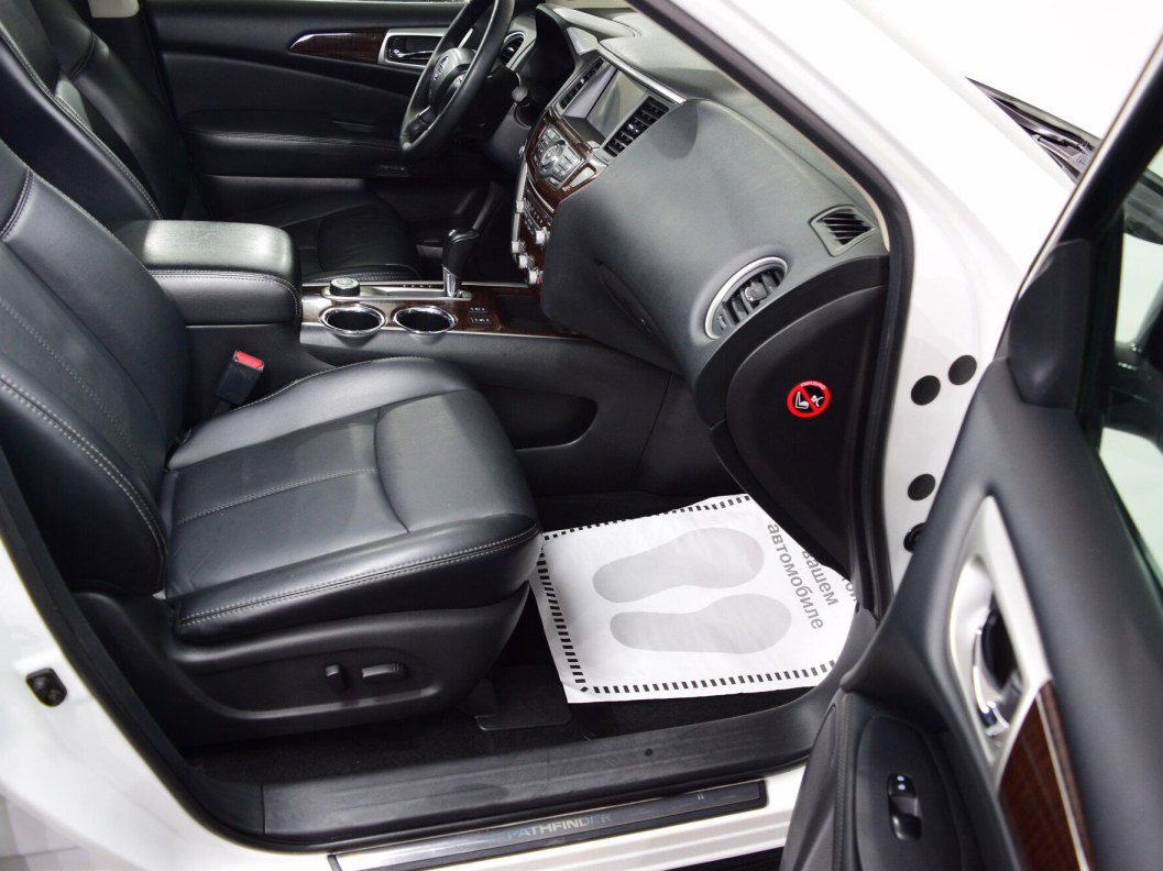 Nissan Pathfinder High 3.5 CVT фото 11