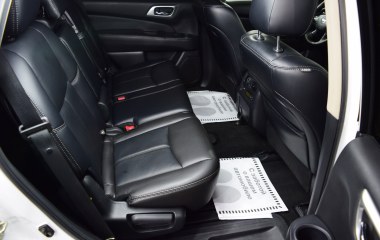 Nissan Pathfinder High 3.5 CVT превью 12