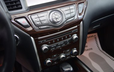 Nissan Pathfinder High 3.5 CVT превью 19